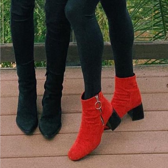 Free People Red Corduroy Square-Toe Boots/Booties Size 7.5/8 - Picture 2 of 4